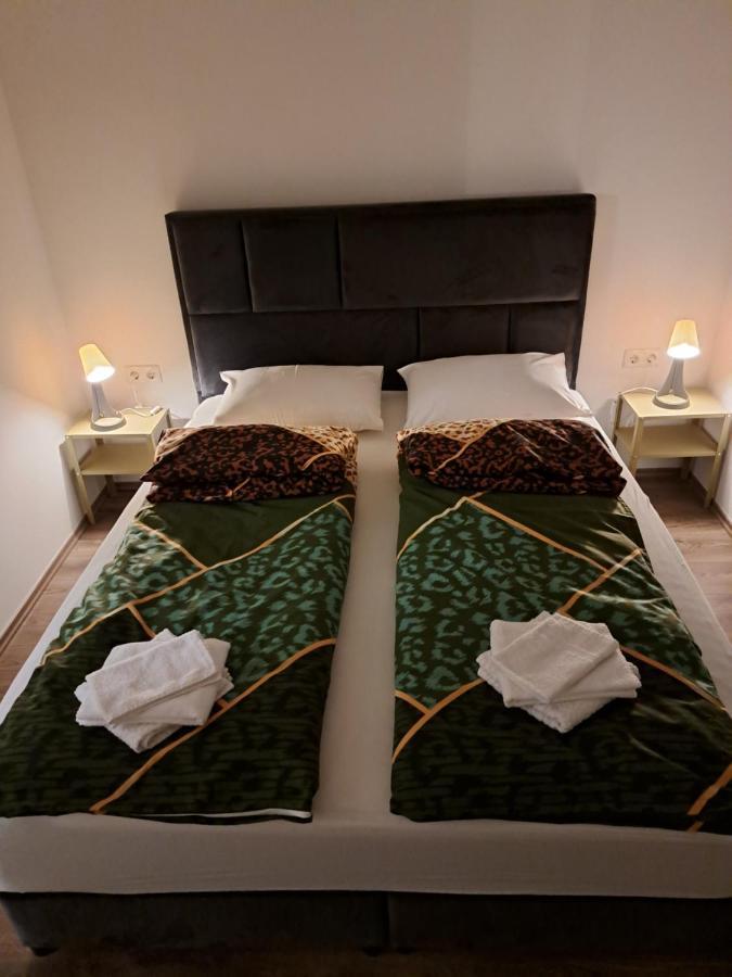 Apartment Megolina *